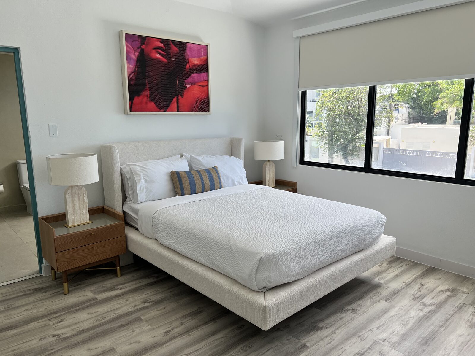 Ocean View Queen Suite - bedroom